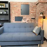 Grosszuegiges Studio-Apartment - Top-Lage + Parken